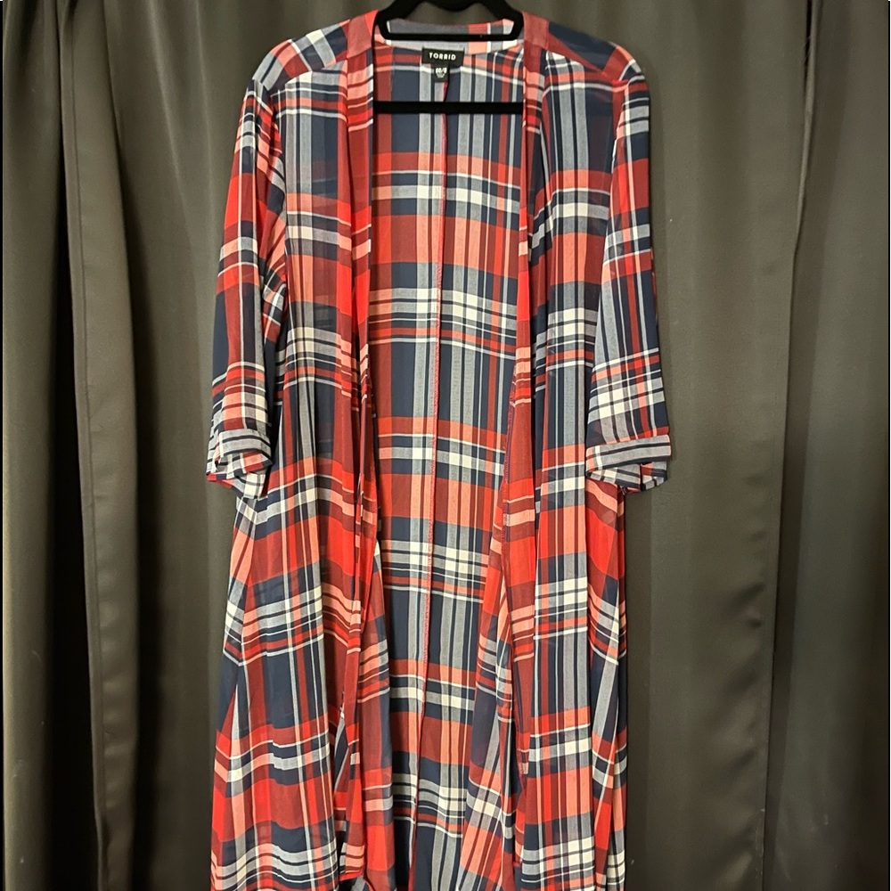 TORRID RED PLAID CHIFFON KIMONO